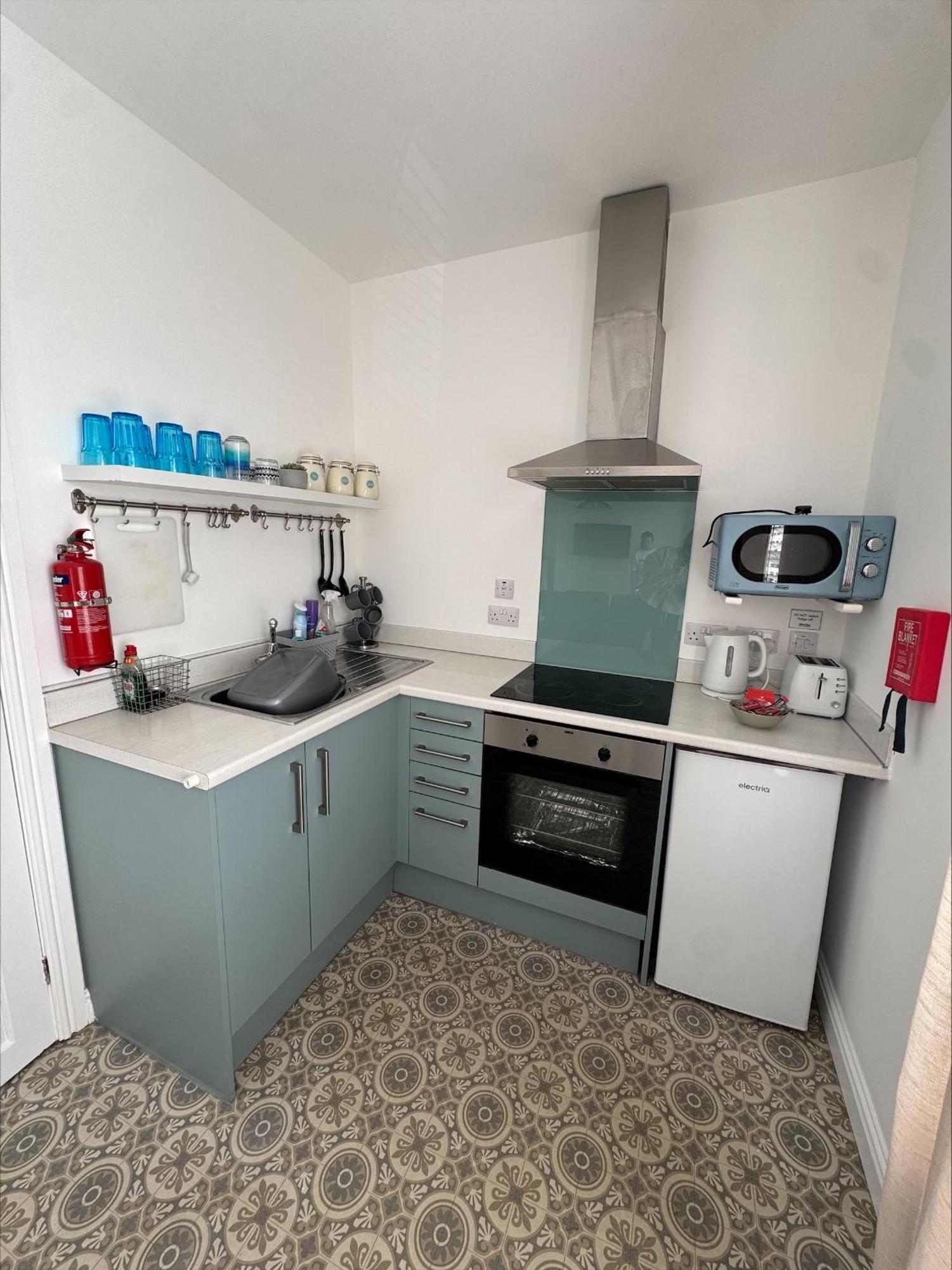 Valletta House Holiday Apartments สเกคเนส ภายนอก รูปภาพ