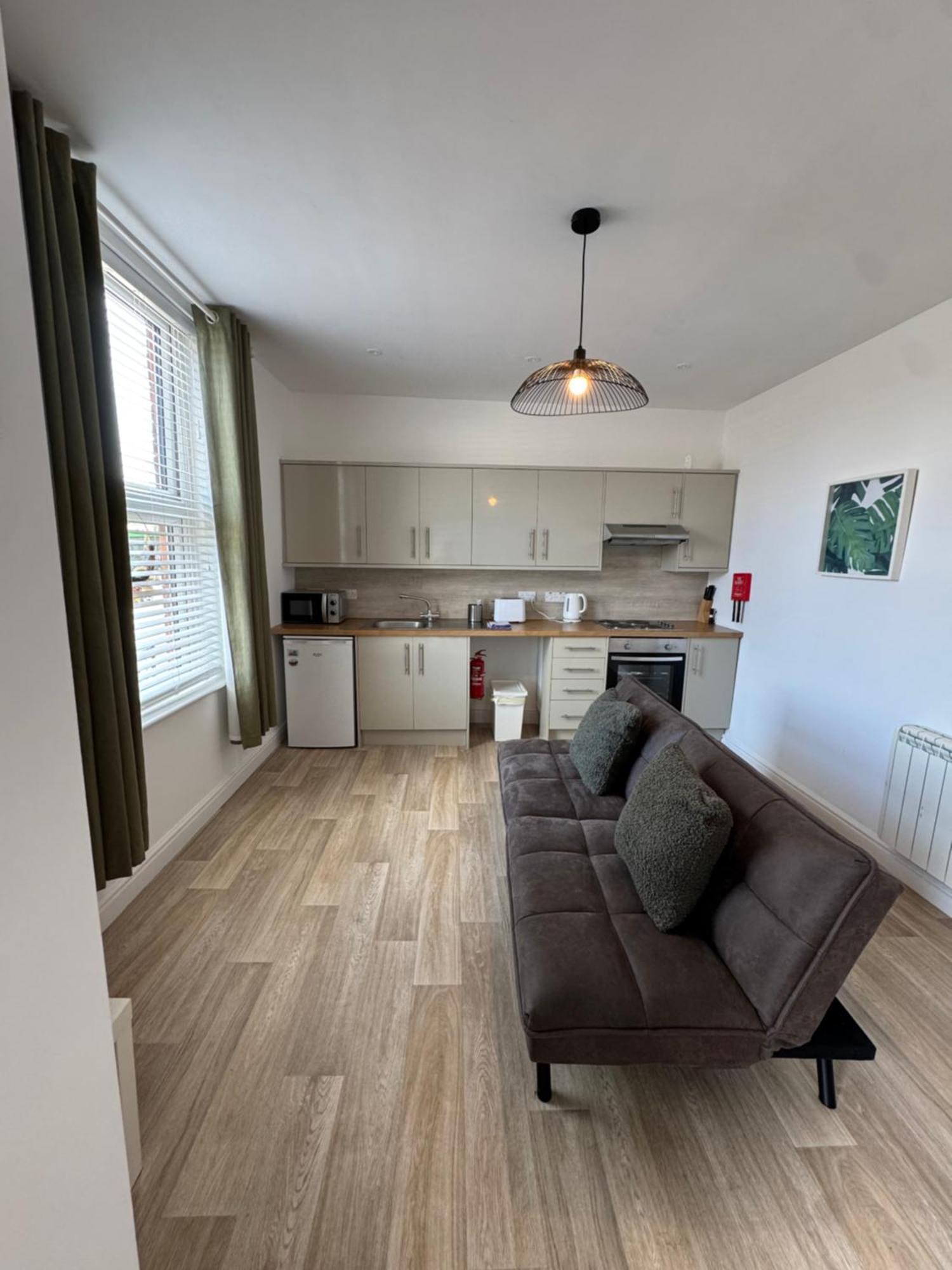 Valletta House Holiday Apartments สเกคเนส ภายนอก รูปภาพ